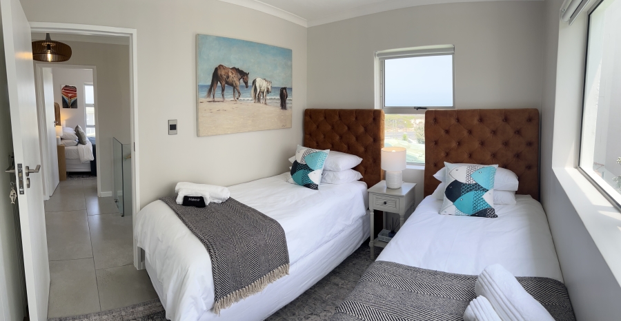 To Let 3 Bedroom Property for Rent in Big Bay Western Cape